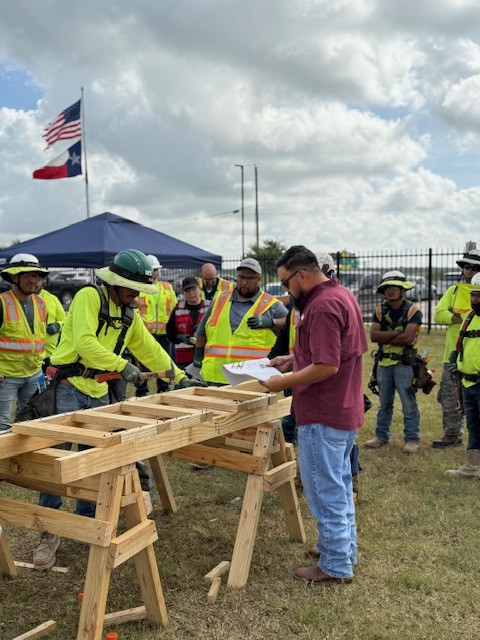 Jobsite Ladder Details from Leo Perez